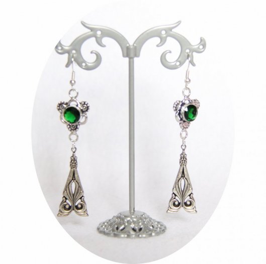 Boucles d'oreilles rétro baroque vert avec pampille art déco argentée